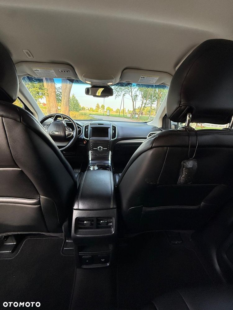 Ford Edge - 9