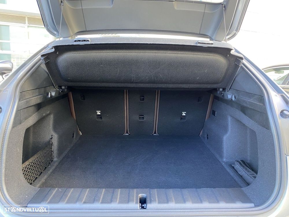 BMW iX2 eDrive20 Pack Desportivo M - 20