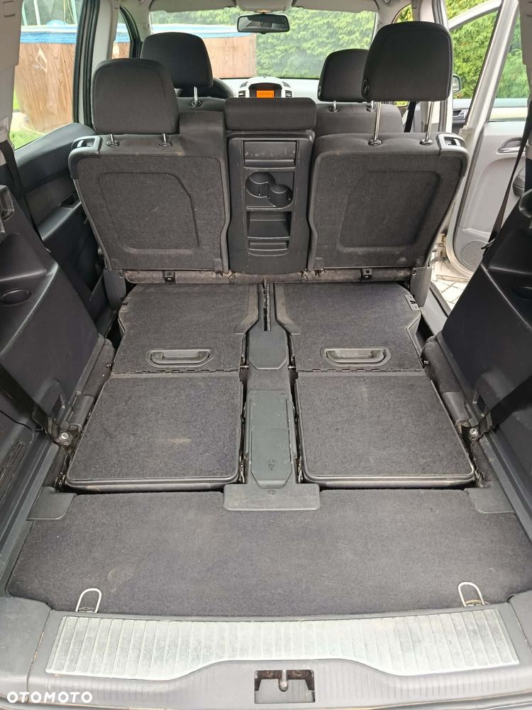 Opel Zafira 1.8 Cosmo - 12