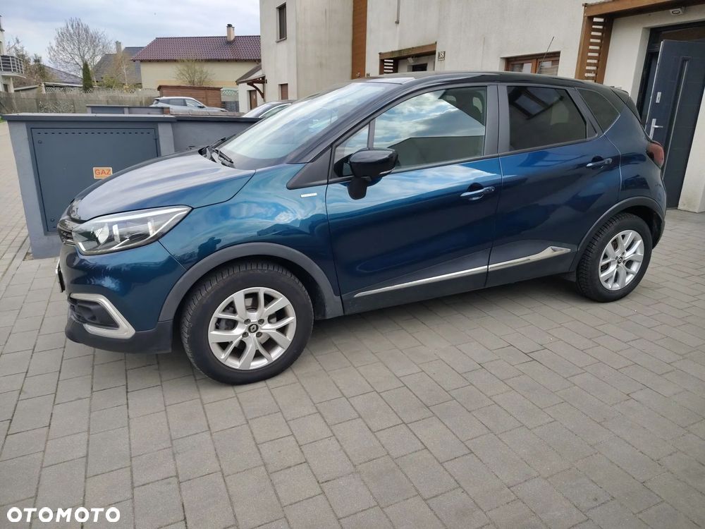 Renault Captur - 1