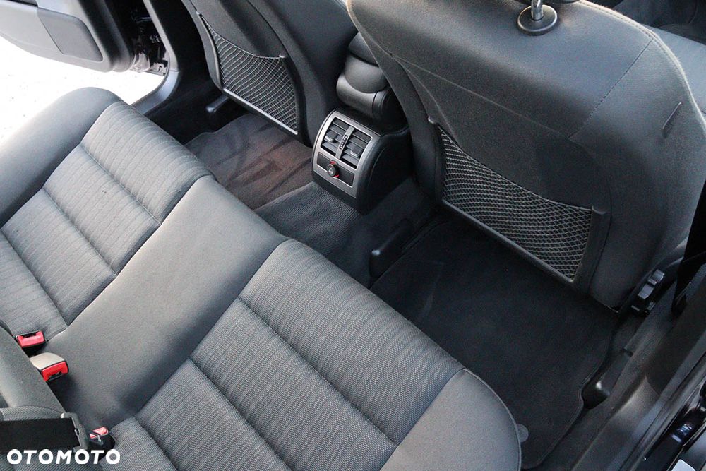 Audi A6 Avant 2.4 - 27