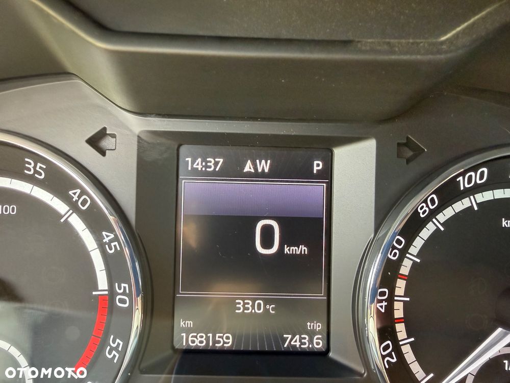 Skoda Octavia 2.0 TDI RS DSG - 21