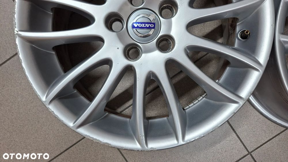 Felgi Aluminiowe 17 Volvo S40 V50 C30 5x108 ET 52.5 - 3
