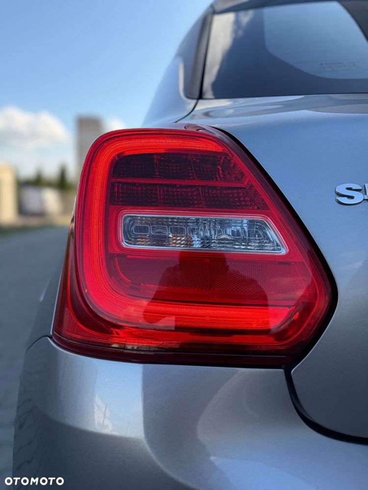 Suzuki Swift 1.2 Dualjet SHVS Premium - 19