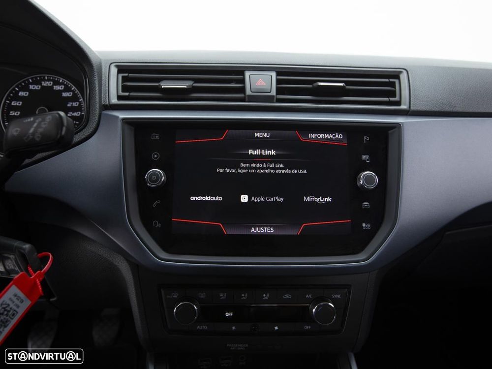 SEAT Arona 1.6 TDI Style — fotografia 16