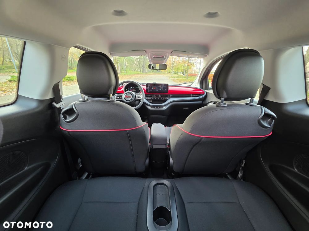 Fiat 500 42 kWh (RED) - 24