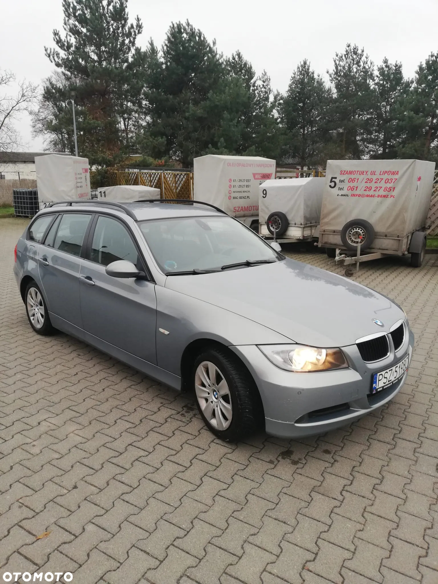 BMW Seria 3 318i - 3