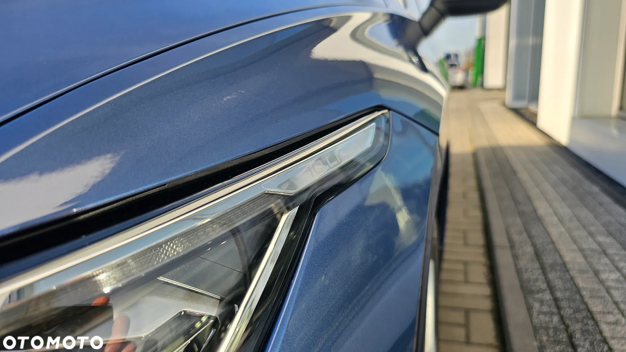 Volkswagen Golf - 10