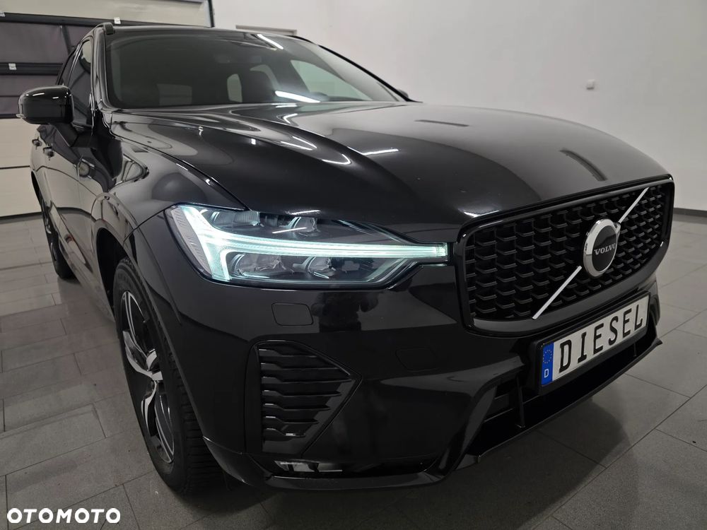 Volvo XC 60 B4 D AWD Plus Dark - 29