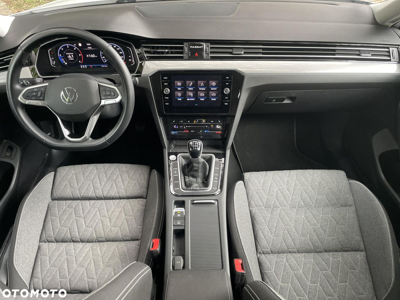 Volkswagen Passat 2.0 TDI EVO Business - 12
