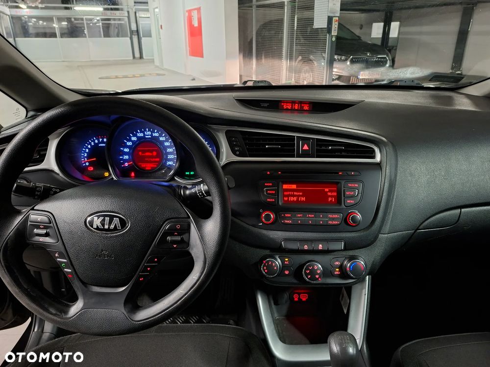Kia Ceed 1.4 M - 8