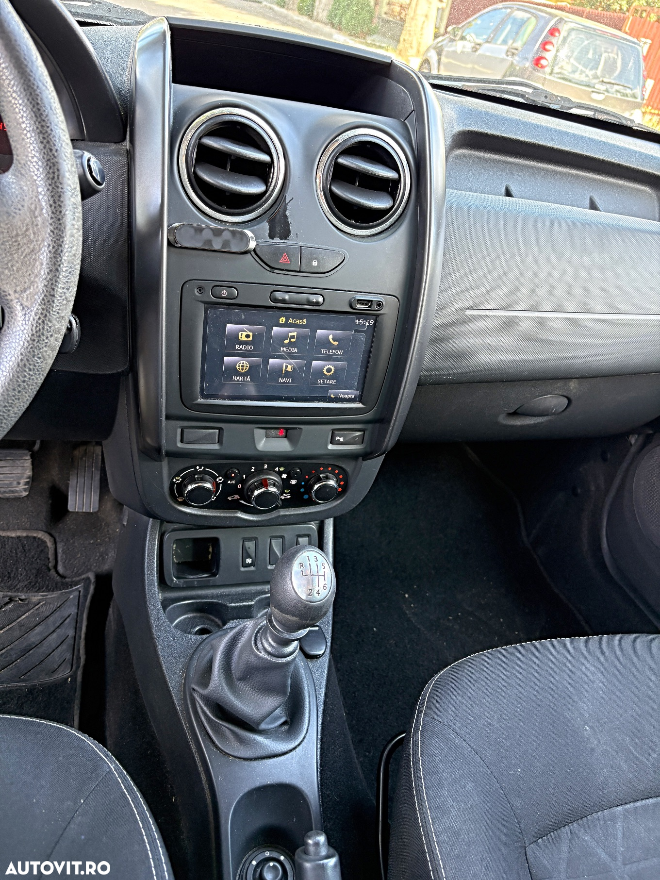 Dacia Duster 1.5 dCi 4x2 Laureate - 9