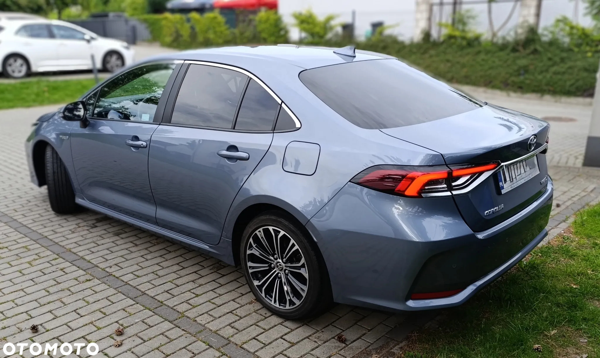 Toyota Corolla 1.8 Hybrid Comfort - 4