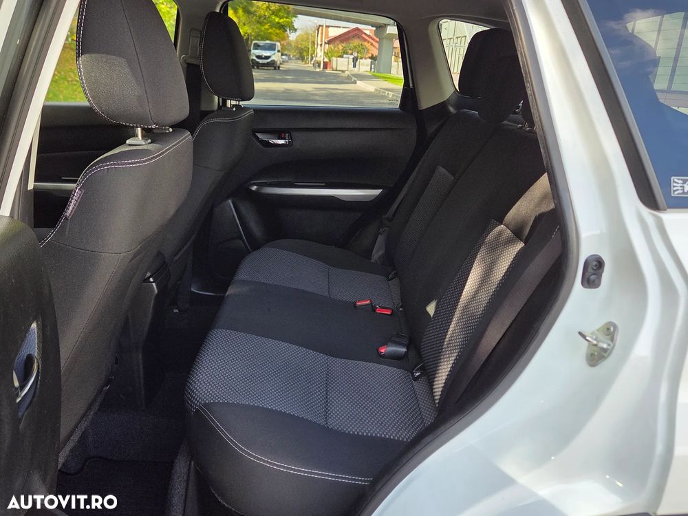 Suzuki Vitara 1.4 Boosterjet Hybrid Allgrip Comfort+ - 22