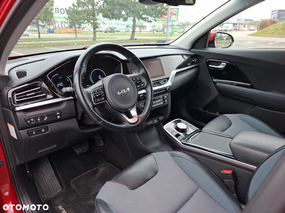 Kia Niro 64kWh L - 9