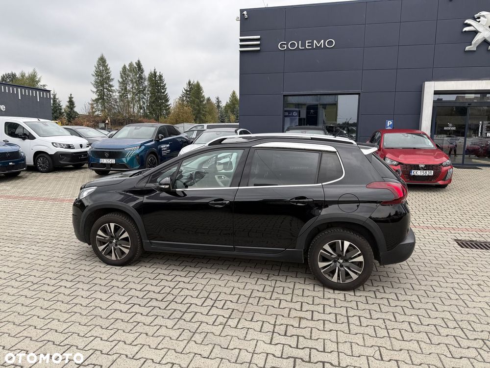 Peugeot 2008 1.2 PureTech Allure S&S - 8