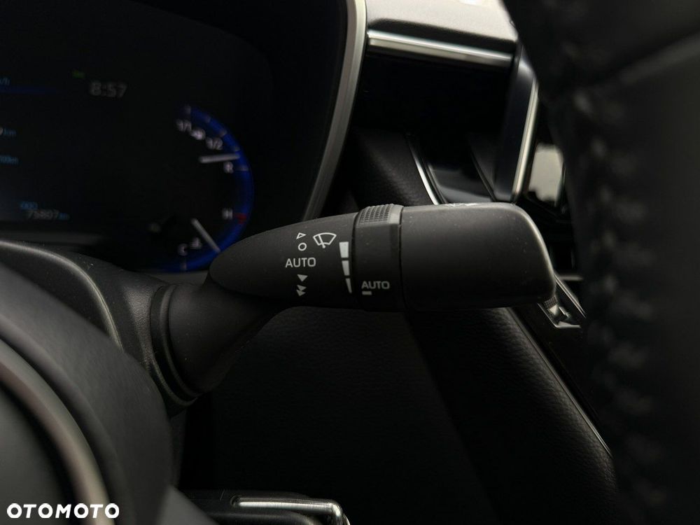 Toyota Corolla 1.5 Comfort - 19