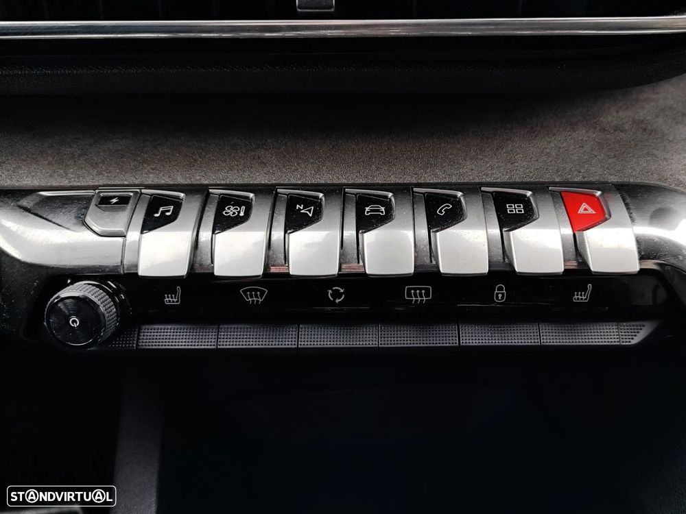 Peugeot 3008 1.6 Hybrid GT Pack e-EAT8 - 14