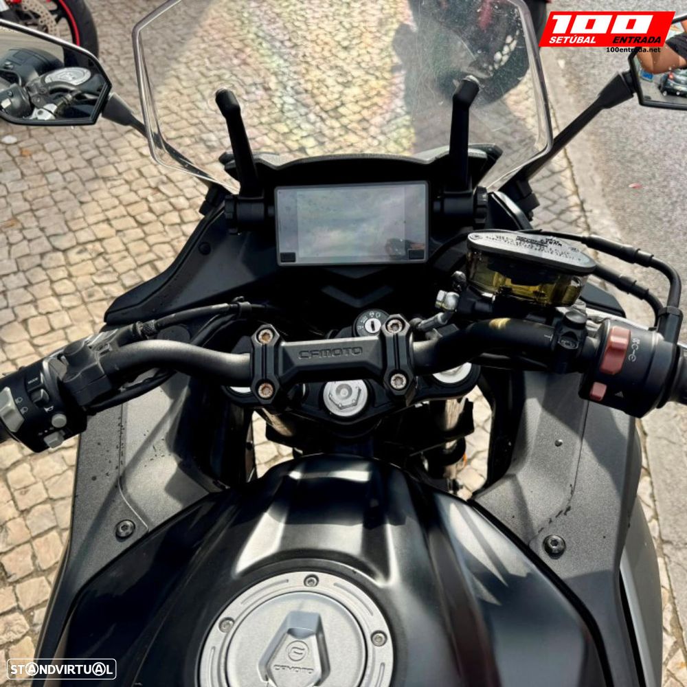 CF Moto 650GT 8F - 21