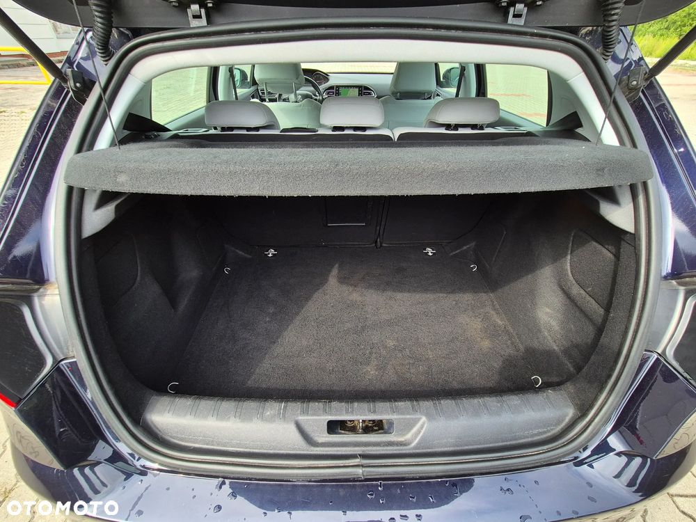 Peugeot 308 - 17