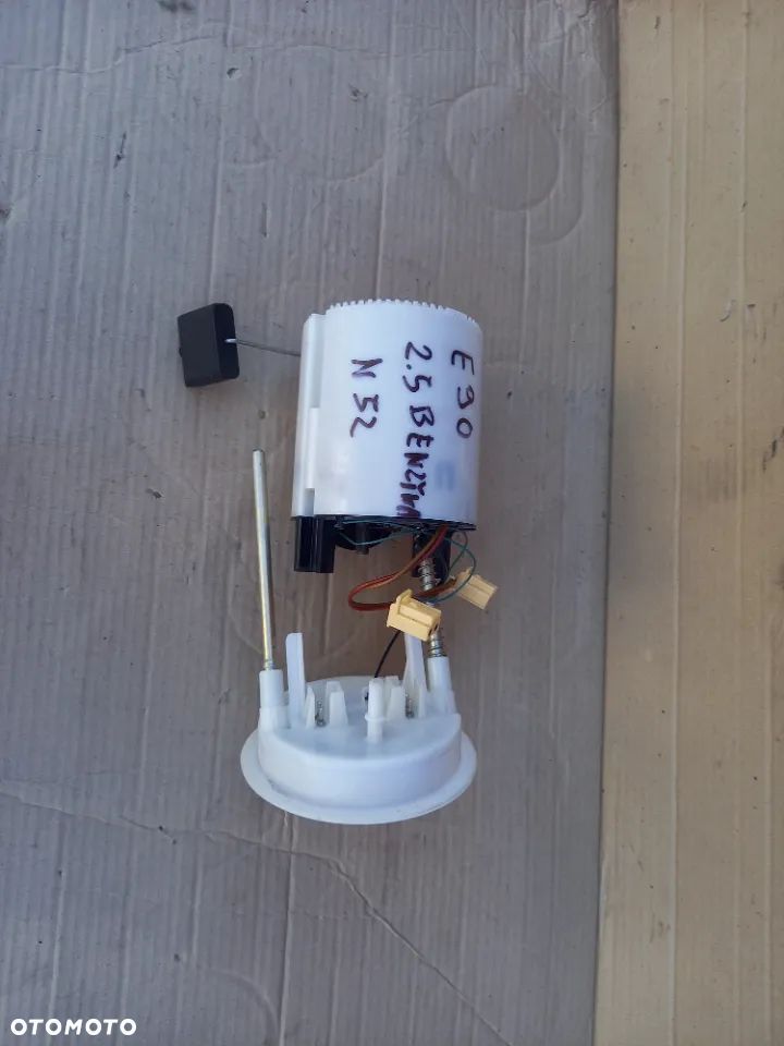 BMW E90 2.5 BENZYNA POMPA PALIWA N52