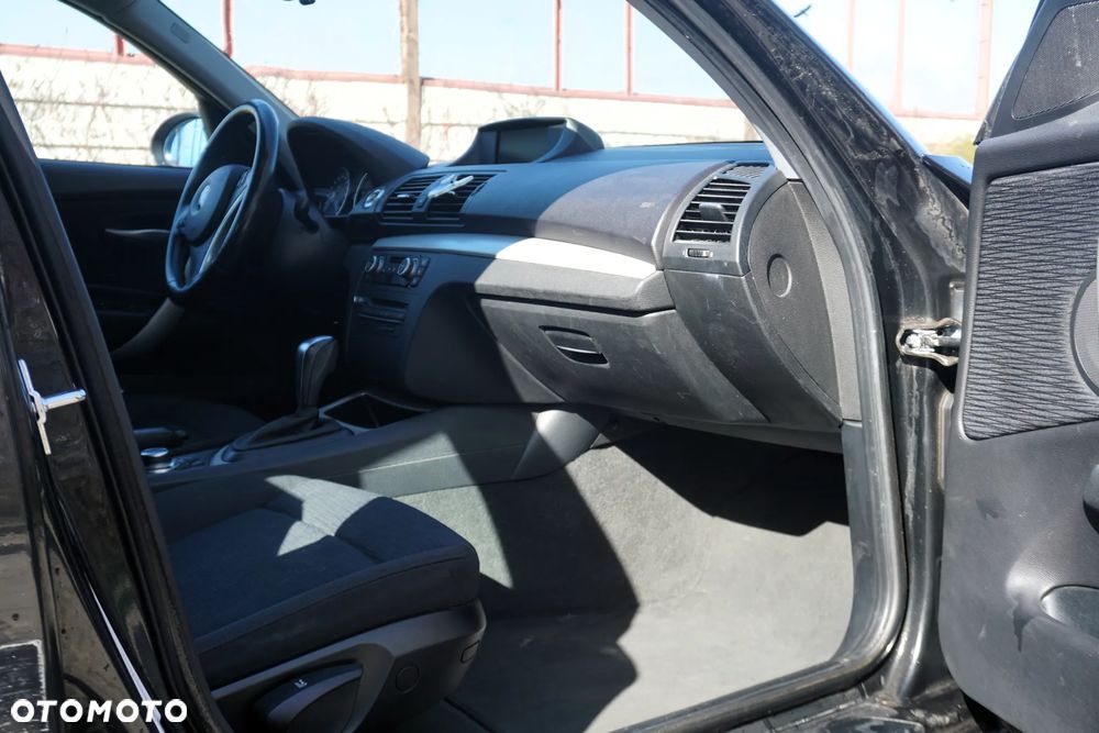 BMW Seria 1 118d DPF - 18