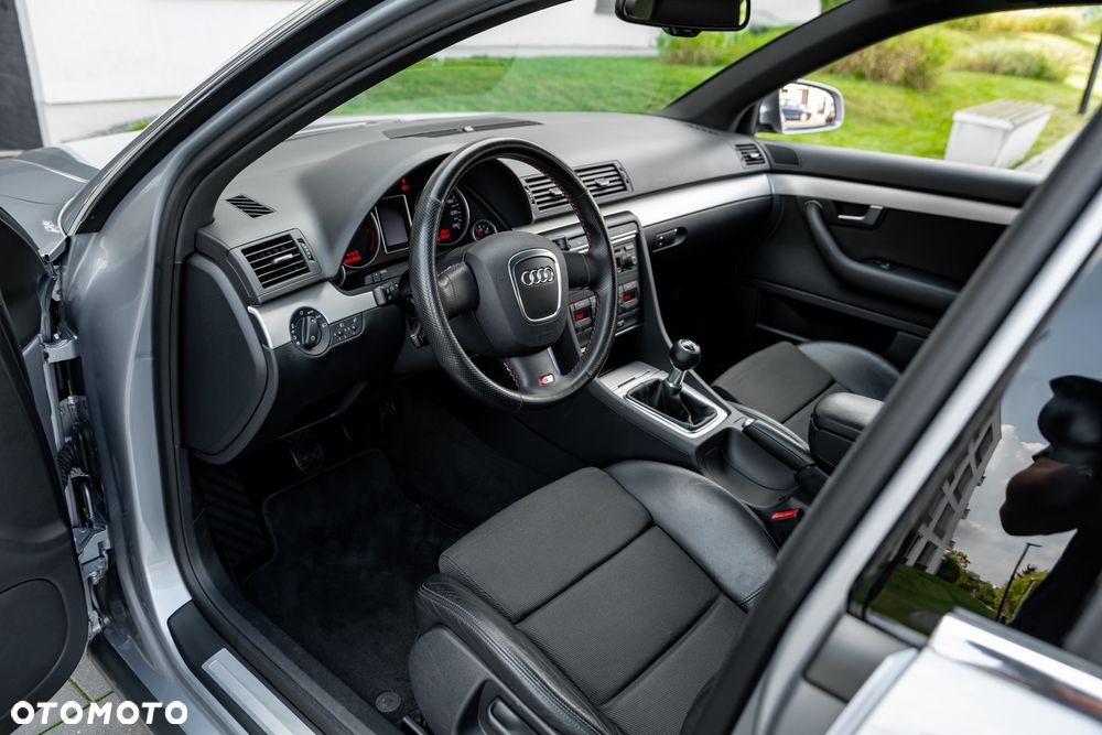 Audi A4 Avant 1.8T - 26