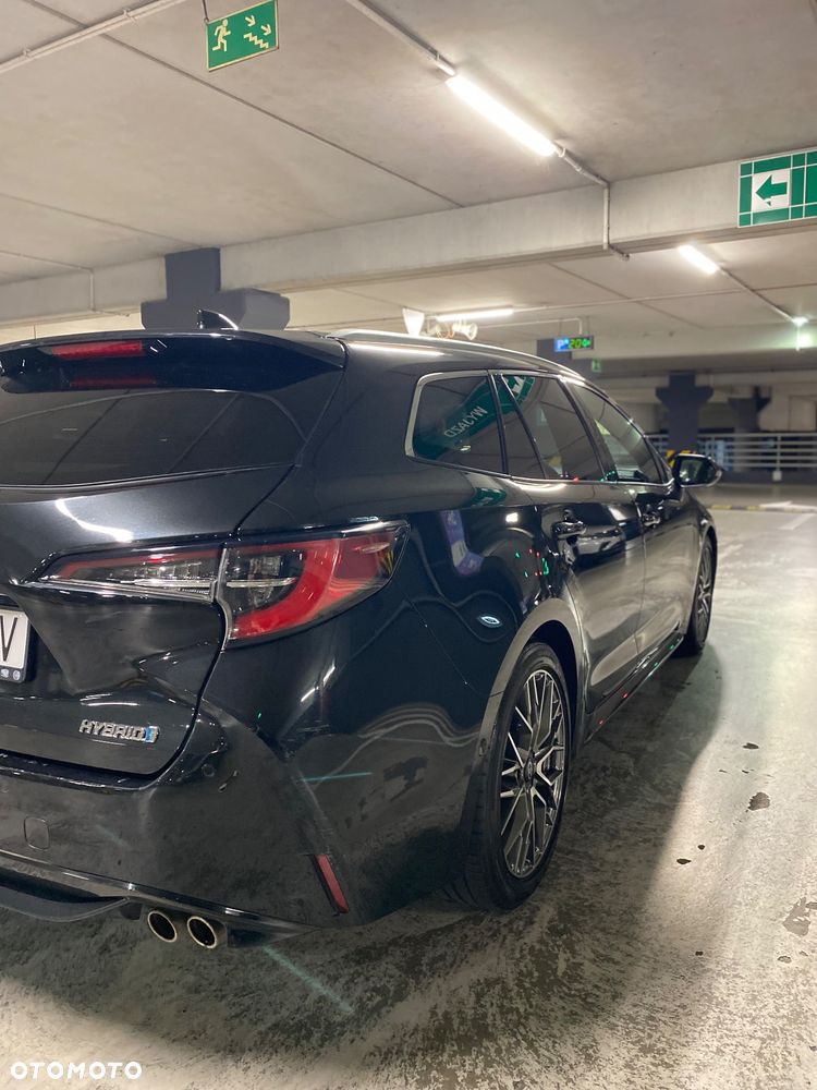 Toyota Corolla 2.0 Hybrid Executive - 8