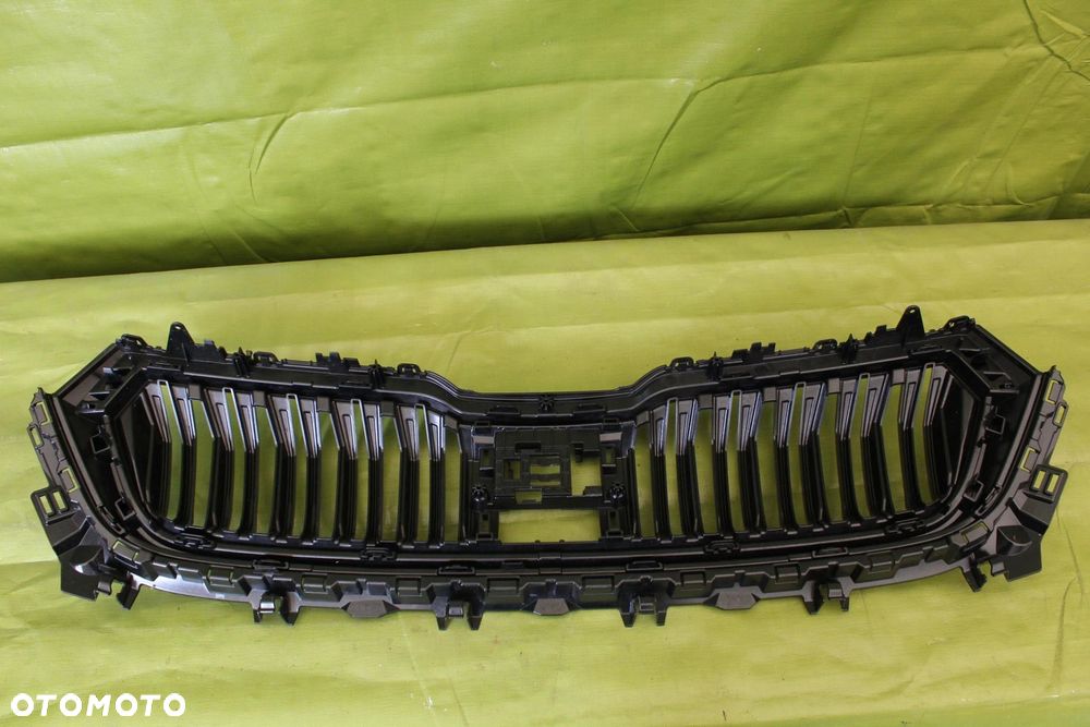 Grill Atrapa Skoda Kodiaq po 2021r. 565 853 653 K - 2
