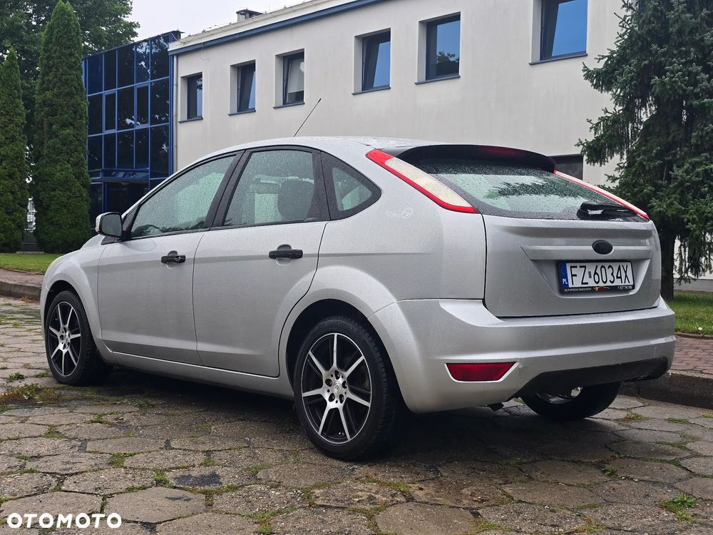 Ford Focus - 9