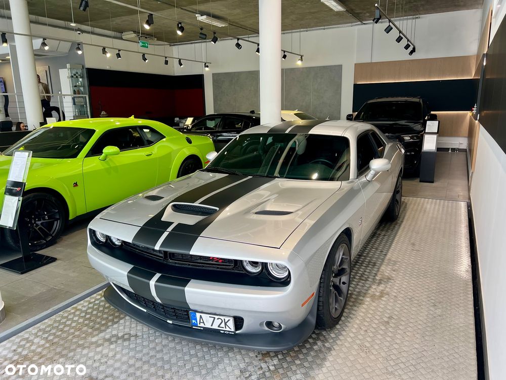 Dodge Challenger 6.4 Scat Pack - 5