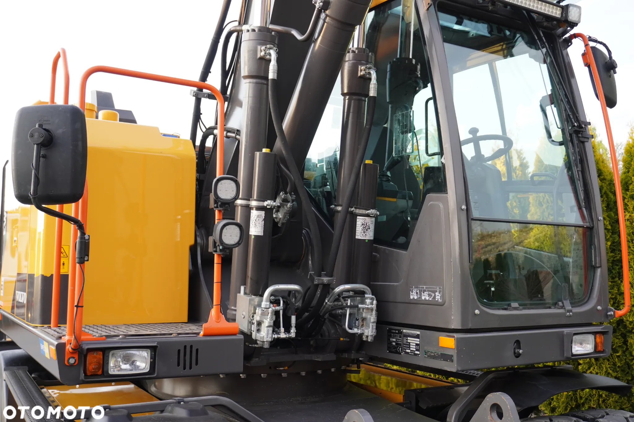 Volvo EWR 150 E ROTOTILT OilQuick - 16