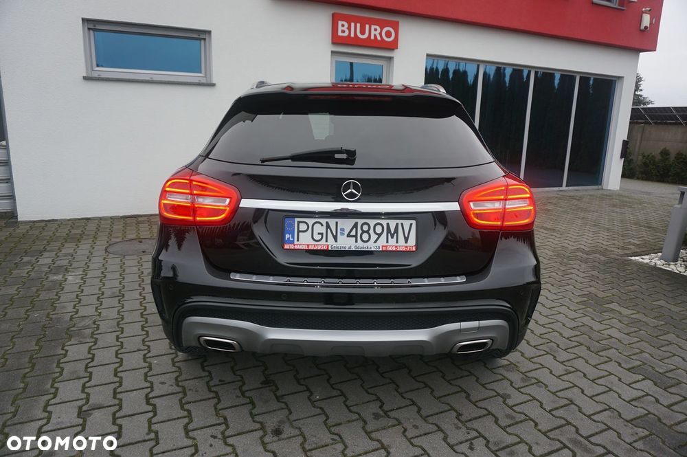 Mercedes-Benz GLA 200 7G-DCT AMG Line - 23