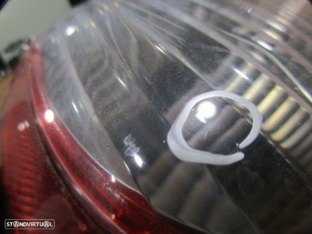 Farol Tras  8200474328A RENAULT SCENIC 2 PHASE 2 2007 1.5DCI 85CV 5P CINZA DRT Original Hella Danificado - 5
