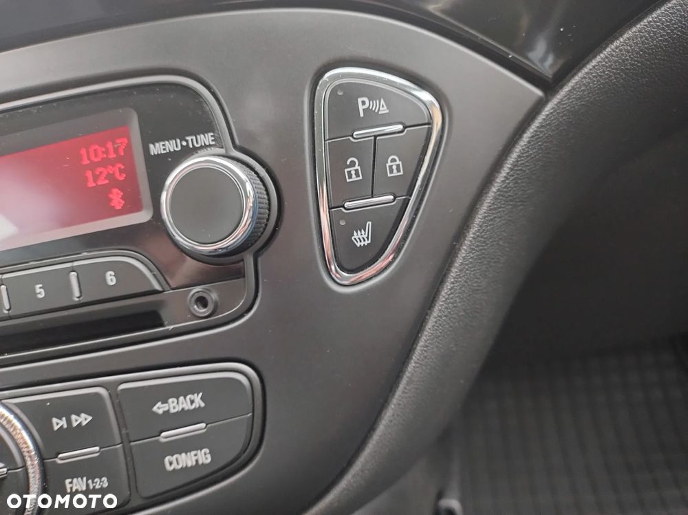 Opel Corsa 1.4 Active - 37