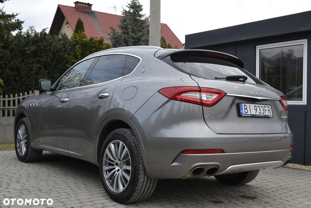 Maserati Levante - 20
