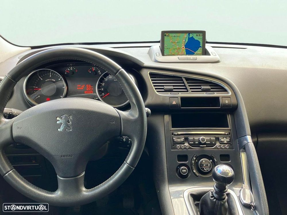 Peugeot 3008 1.6 HDi Style - 11
