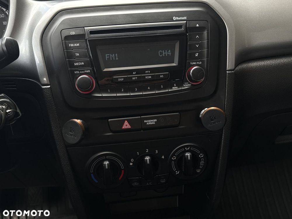 Suzuki Vitara 1.6 Comfort 4WD - 16