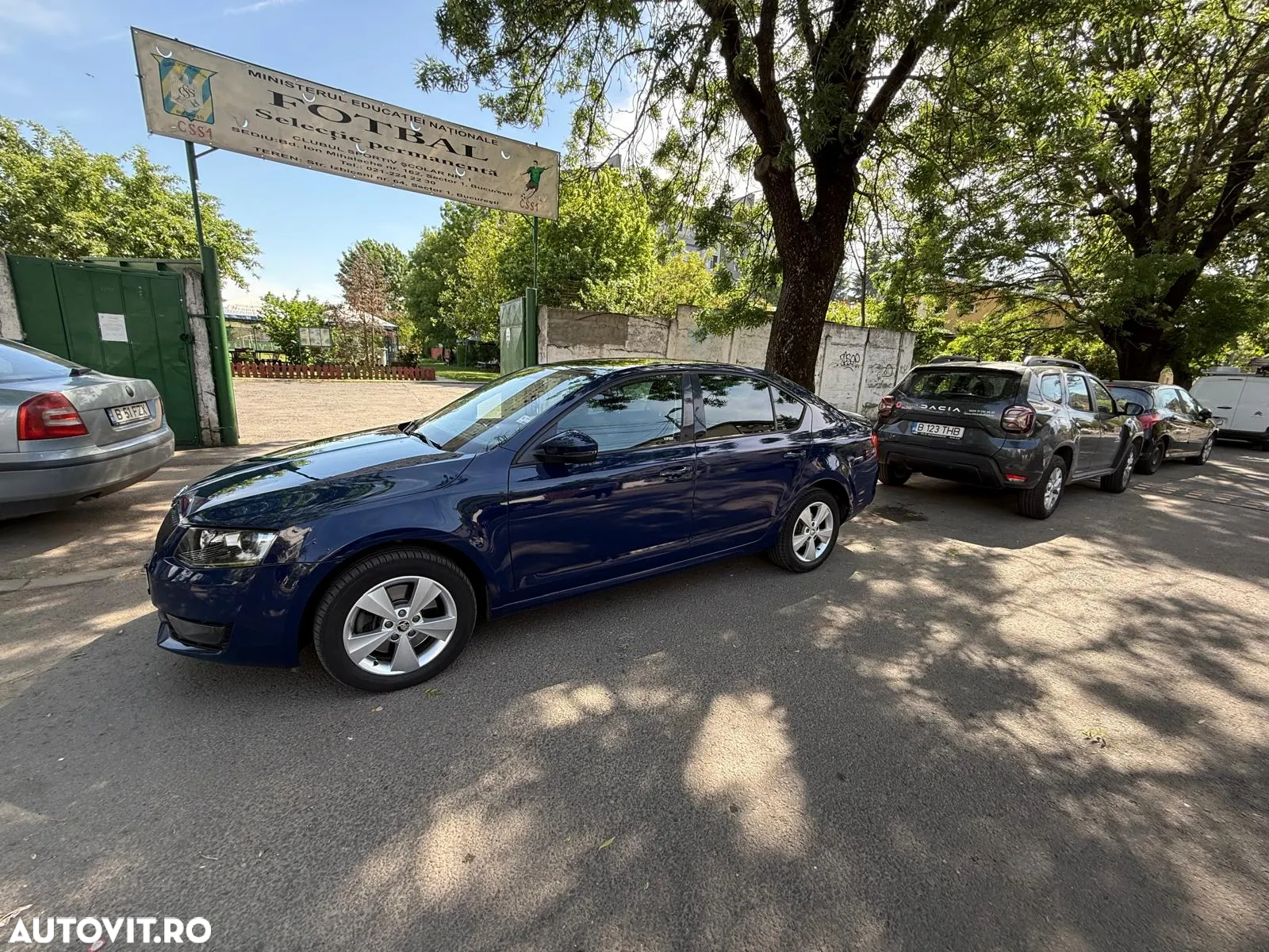 Skoda Octavia 2.0 TDI 4x4 DSG Ambition - 3