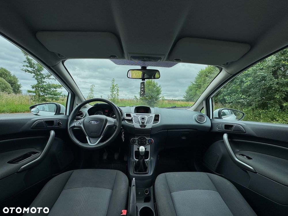 Ford Fiesta 1.6 TDCi DPF Trend - 9