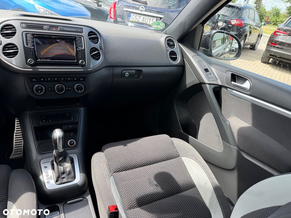 Volkswagen Tiguan 2.0 TDI SCR 4MOTION BlueMotion Technology DSG Exclusive - 22