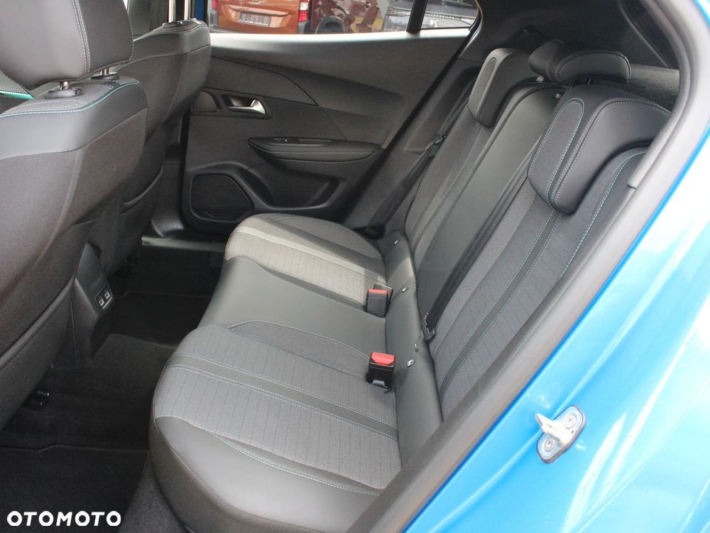Peugeot 2008 1.2 PureTech Allure Pack S&S EAT8 - 16