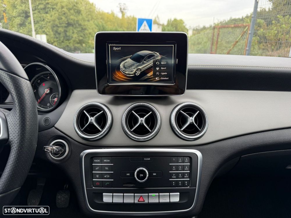 Mercedes-Benz CLA 180 d Urban - 24