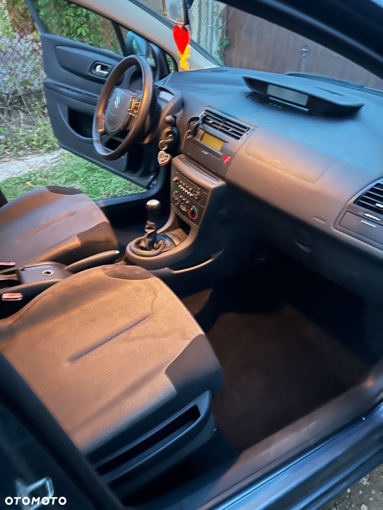 Citroën C4 1.6 16V Magic - 8