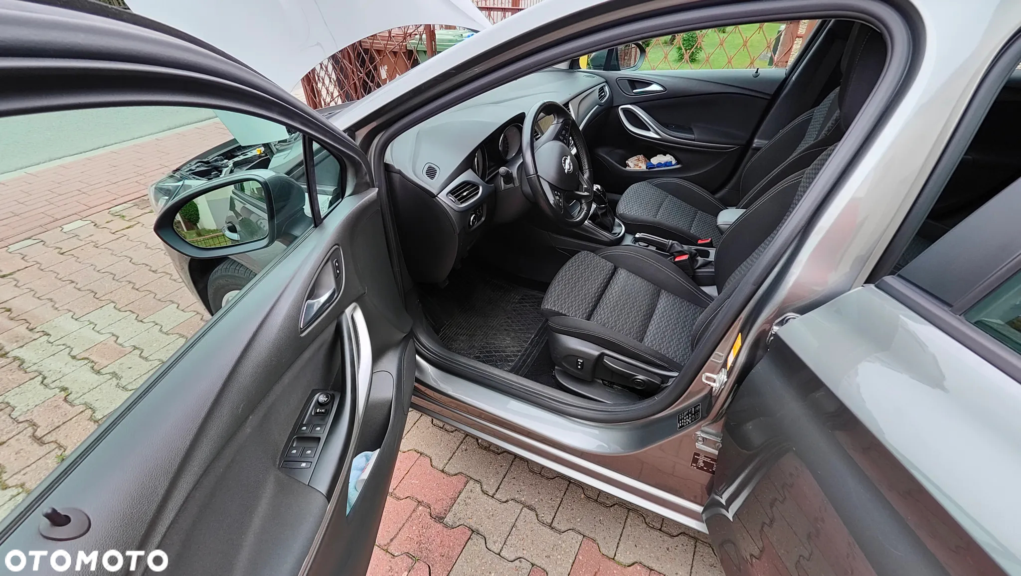 Opel Astra V 1.6 CDTI Enjoy - 11