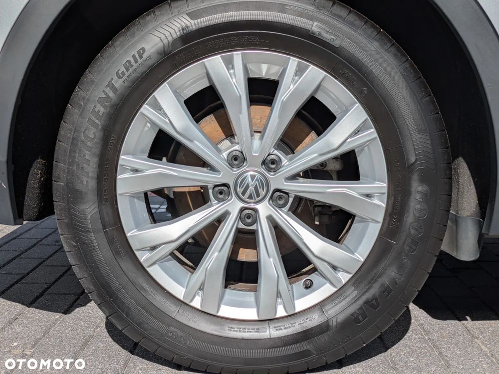 Volkswagen Tiguan 1.5 TSI EVO Trendline - 26