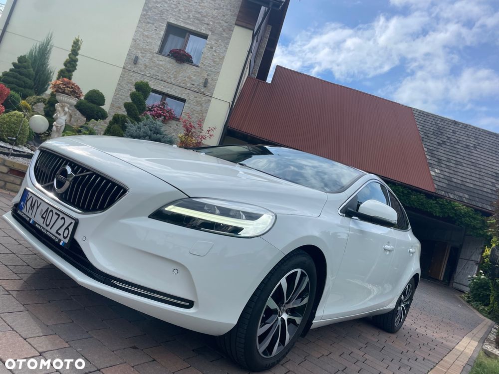 Volvo V40 D2 Drive-E Inscription - 1