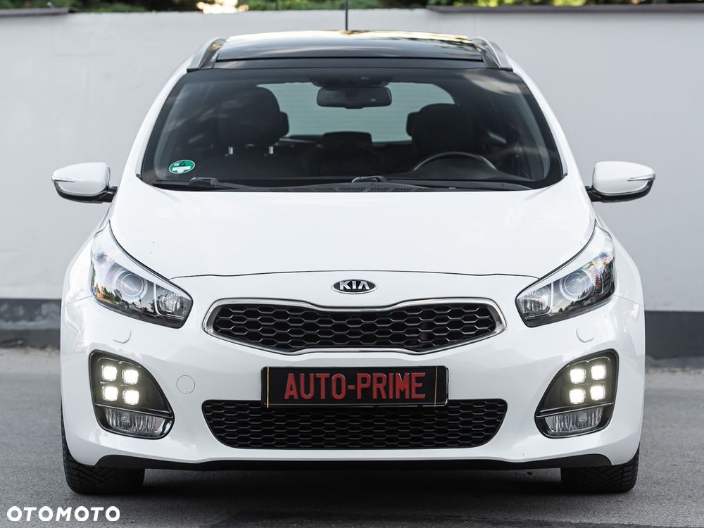 Kia Ceed 1.6 CRDi 136 ISG GT Line - 4