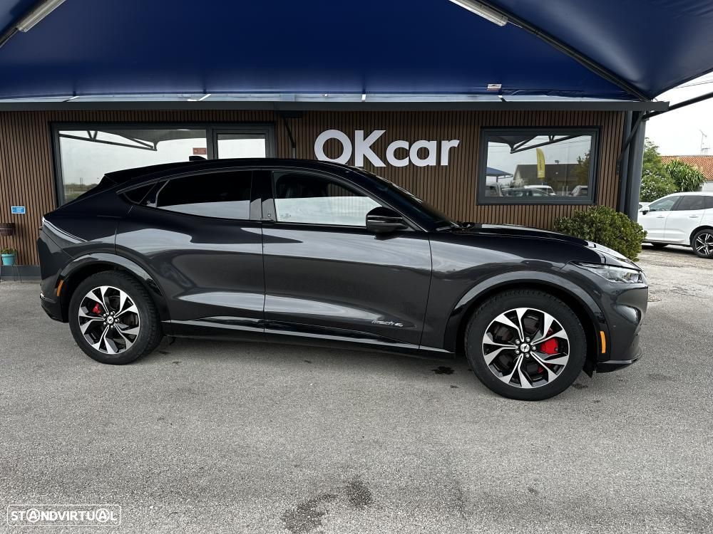 Ford Mustang Mach-E 75.7 kWh Premium AWD - 9