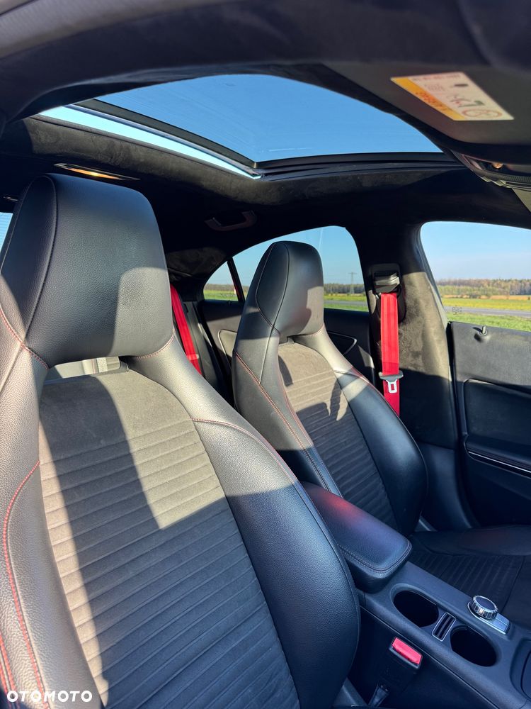 Mercedes-Benz CLA 220 d 7G-DCT AMG Line - 31